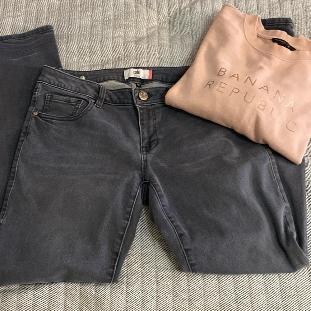Cabi jeans white wash gray slim boyfriend style, size 6.